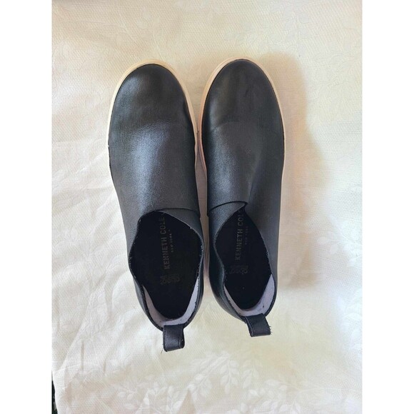 Kenneth‎ Cole Sz 7 Black Leather Slip on Sneakers Quiet Luxury Minimalist Basic - Picture 5 of 5